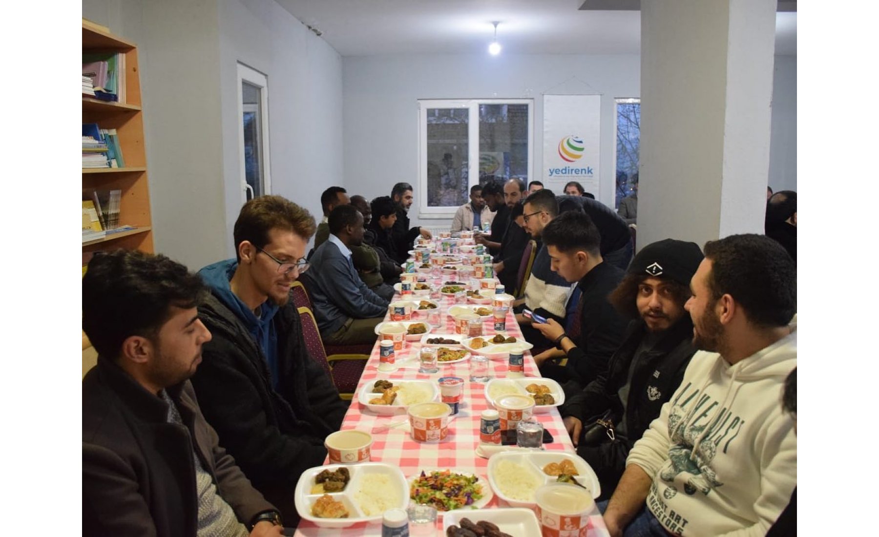 Asriad Sakarya olarak Yedirenk Uluslararası Öğrenci Derneği ile iftarda bir araya geldik.