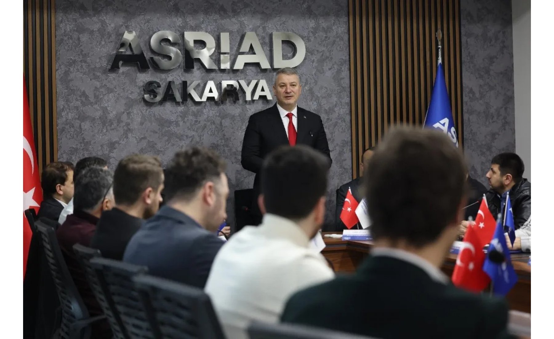 Akparti Serdivan Belediye Başkan Adayı Sn, Osman Çelik ve Beraberlerindeki Heyetle Birlikte Derneğimizi Ziyaret Ettiler.

Nazik Ziyaretlerinden Dolayı Teşe