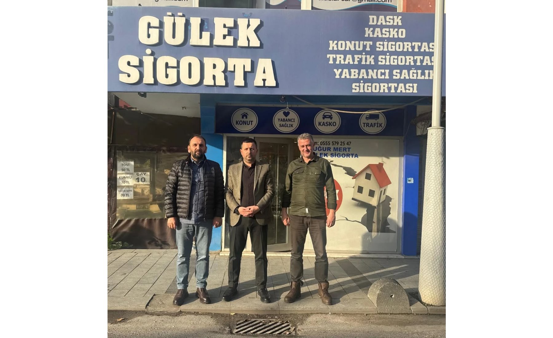 ASRİAD Sakarya, Gülek Sigorta firma sahibi ve yönetim kurulu üyesi Uğur Gülek’i iş yerinde ziyaret ederek sigortacılık sektörü üzerine görüştü.