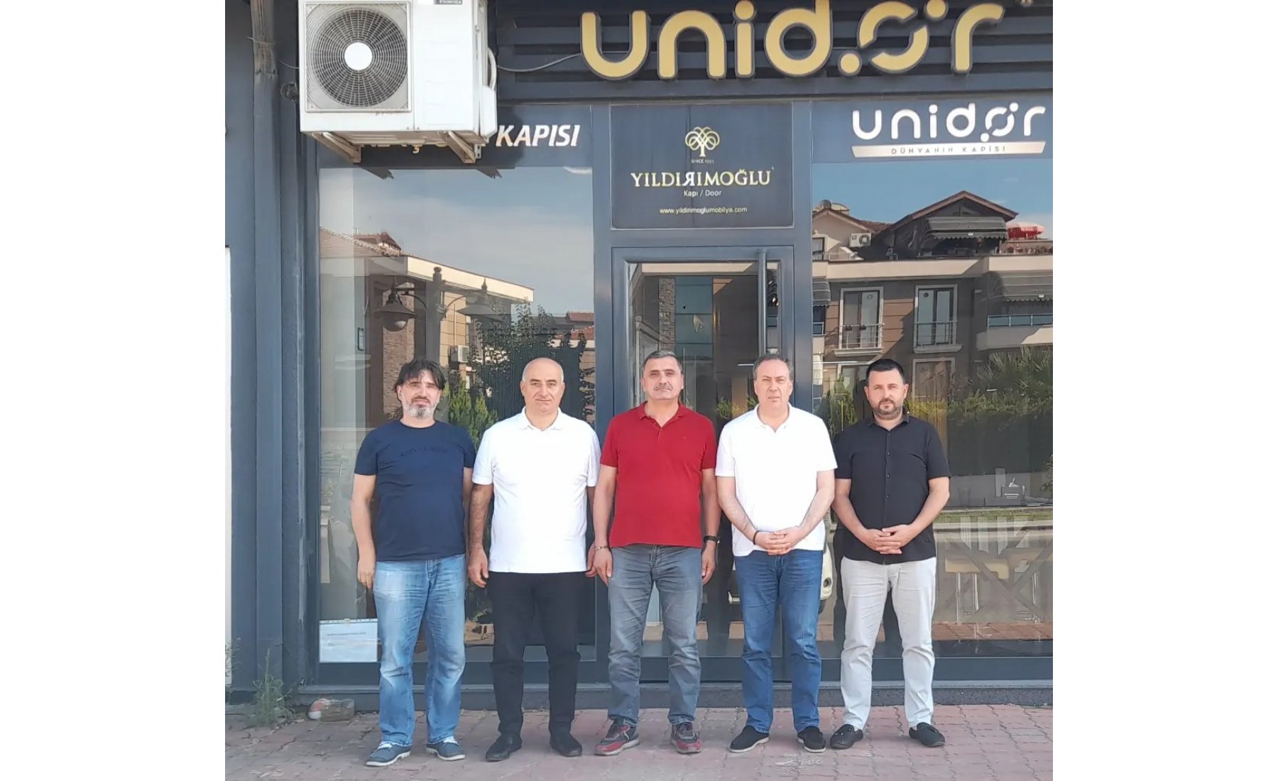 Akparti Sakarya Milletvekili Sn. Murat Kaya, Asriad Sakarya Başkanı Sn. Rıdvan Ulusal ve Akparti Sakarya İl Başkan Yardımcısı Sn. Ömer Arslan Asriad Sakary